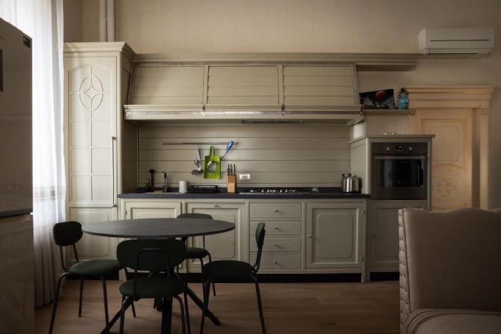 Merulana Penthouse: 5 Minutes Walk From Colosseum Экстерьер фото