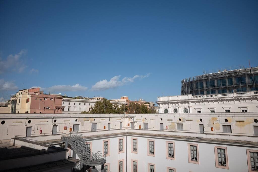 Merulana Penthouse: 5 Minutes Walk From Colosseum Экстерьер фото